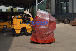福瑞得機(jī)械手扶雙輪壓路機(jī)，手扶單輪壓路機(jī)，路面開槽機(jī)及時(shí)包裝發(fā)貨