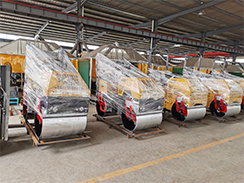 外貿(mào)出口澳大利亞的壓路機(jī)、工程照明車包裝發(fā)貨