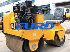 關(guān)于座駕壓路機的降溫技巧有哪些呢？