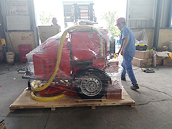 福瑞得1臺(tái)100L瀝青灌縫機(jī)打包發(fā)往陜西 福瑞得1臺(tái)100L瀝青灌縫機(jī)打包發(fā)往陜西